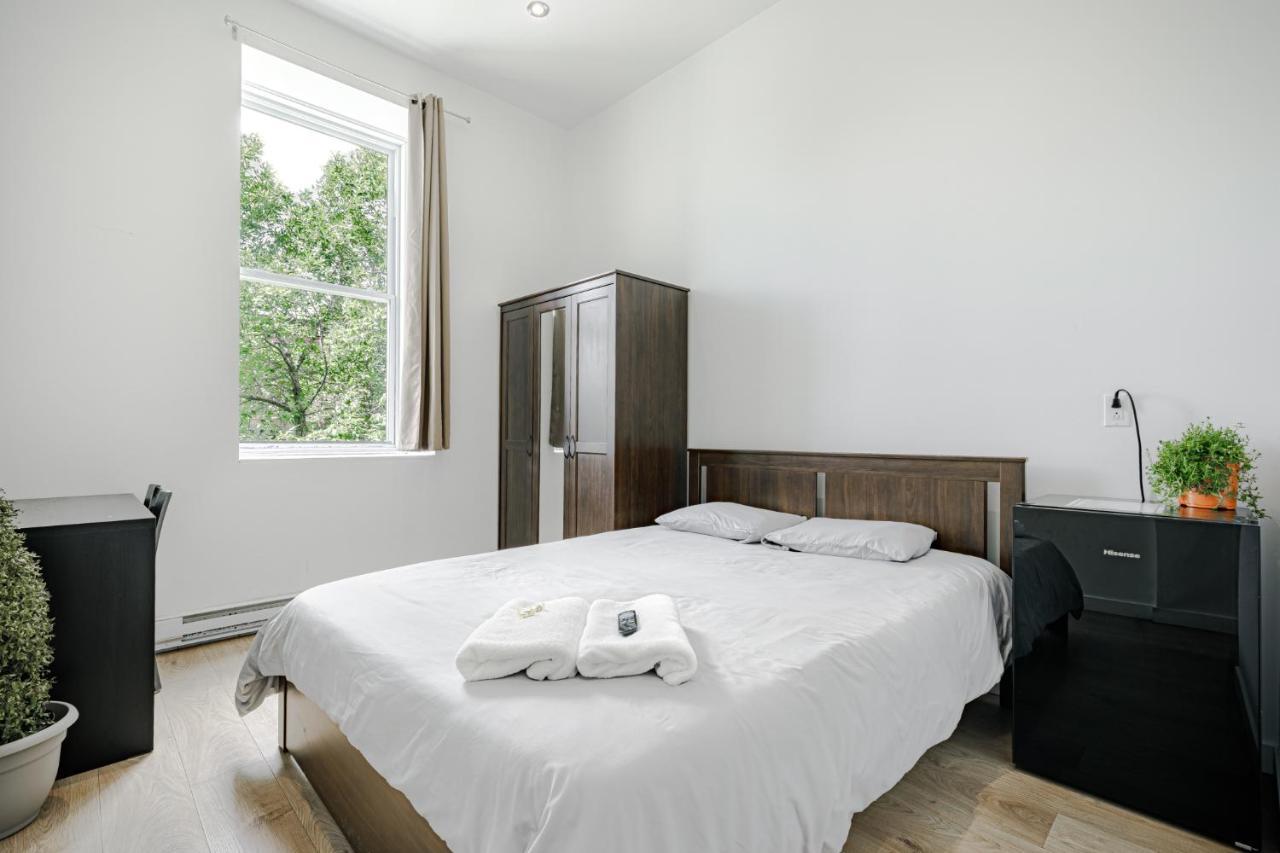 HoMa Homestay Hôtel by Olympic Stadium! Montréal Extérieur photo