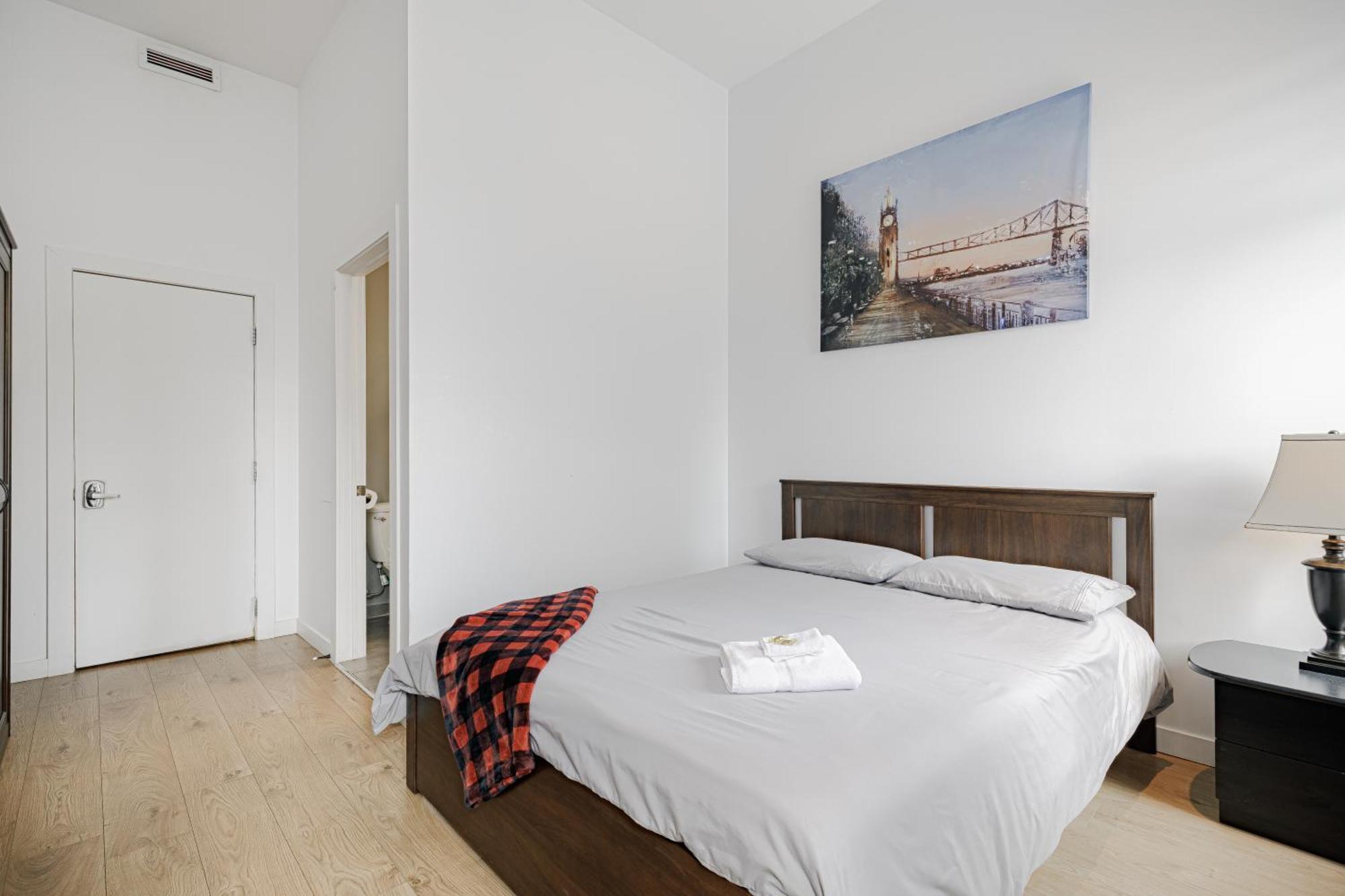 HoMa Homestay Hôtel by Olympic Stadium! Montréal Extérieur photo