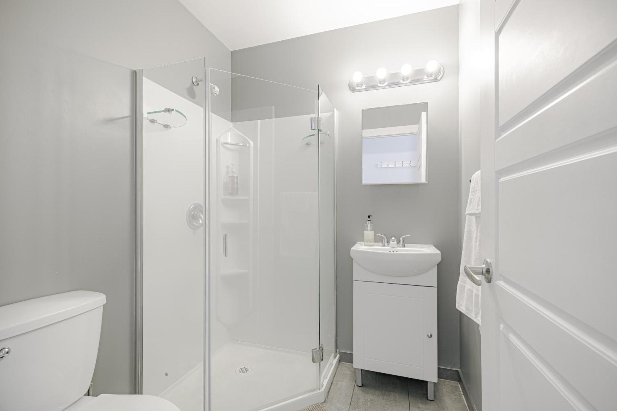 HoMa Homestay Hôtel by Olympic Stadium! Montréal Extérieur photo