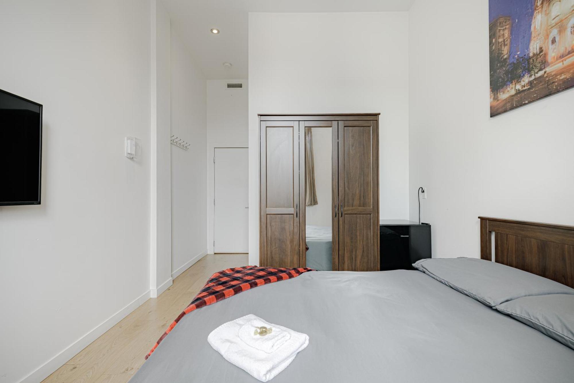 HoMa Homestay Hôtel by Olympic Stadium! Montréal Extérieur photo