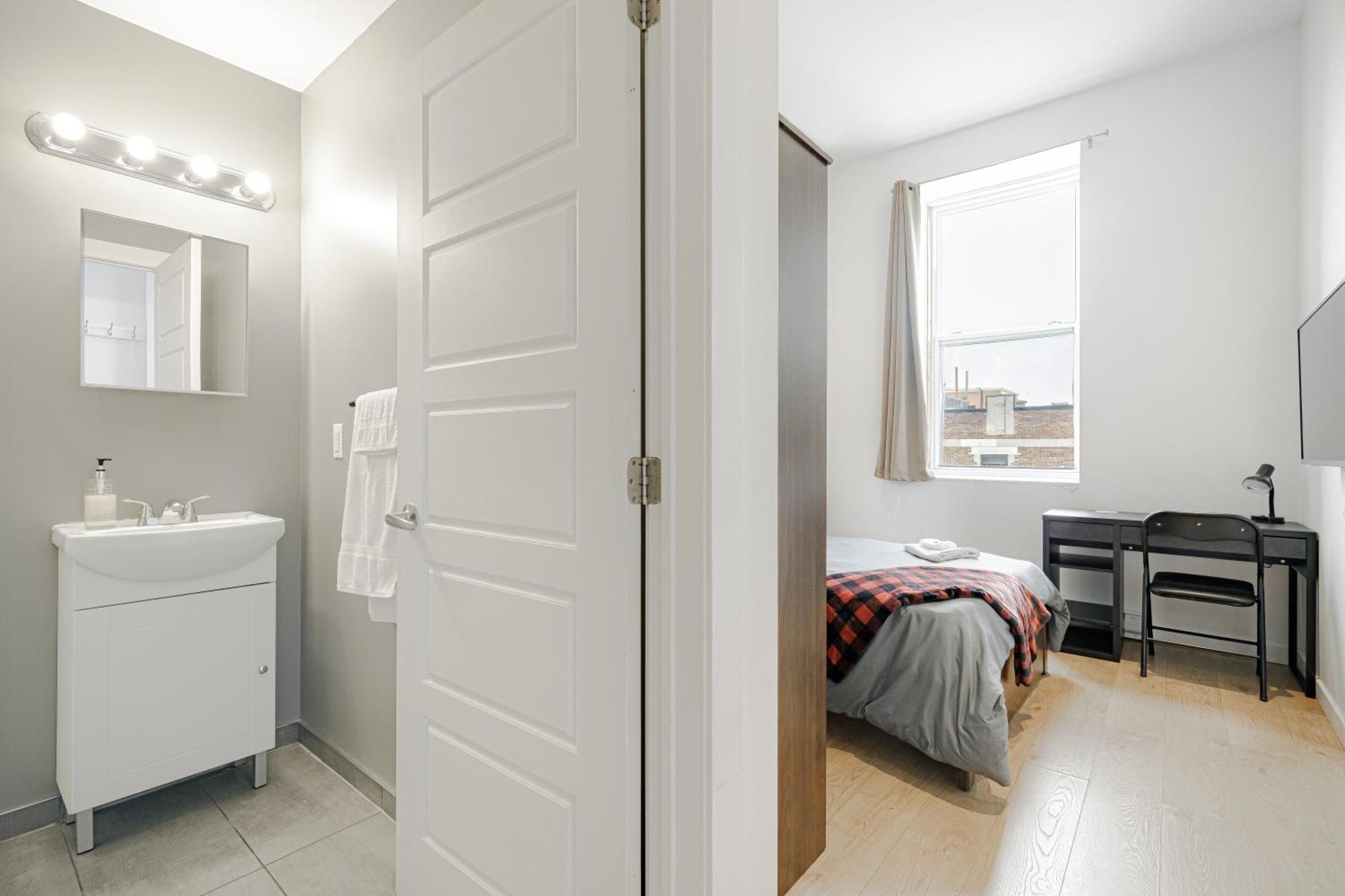 HoMa Homestay Hôtel by Olympic Stadium! Montréal Extérieur photo